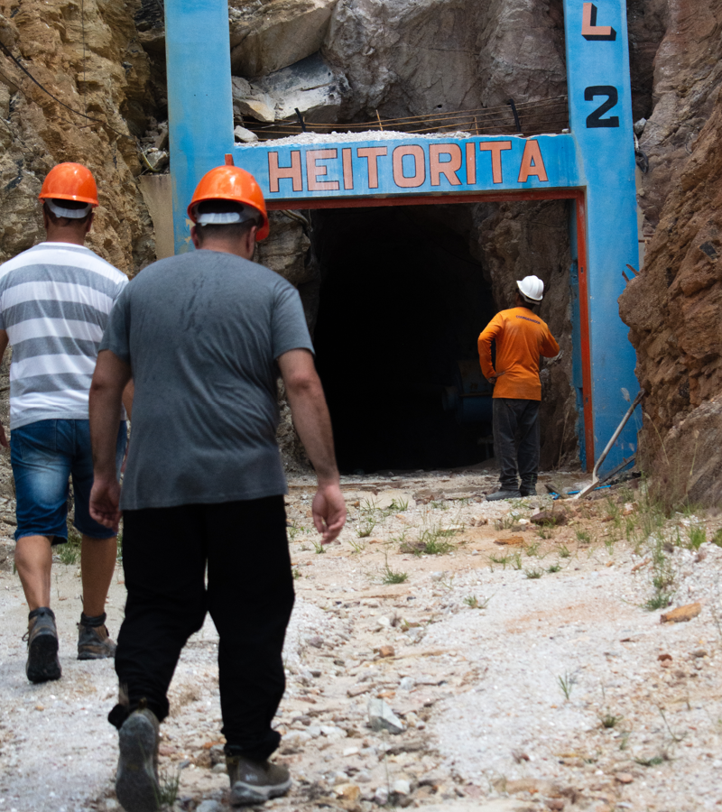 Entrance to Heitorita Paraiba Mine